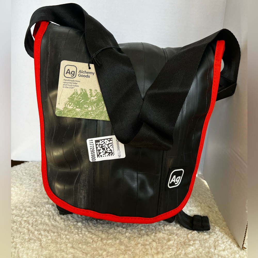 Alchemy Goods Madison Backpack - Picture 2 of 3